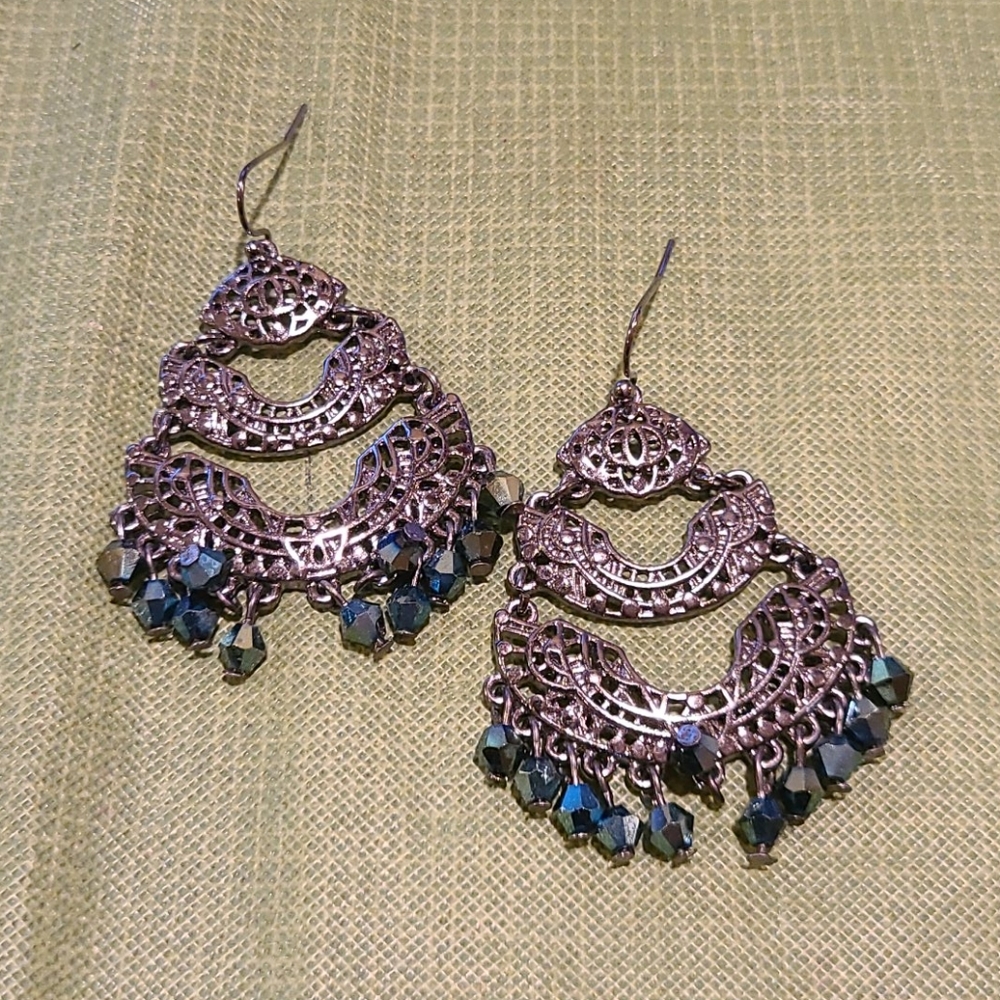 Silver dangling earrings